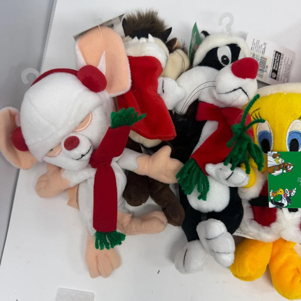 Vintage 1998 Looney Tunes Christmas Bean Bag Plush Lot WB Studio Store Tags 6pc